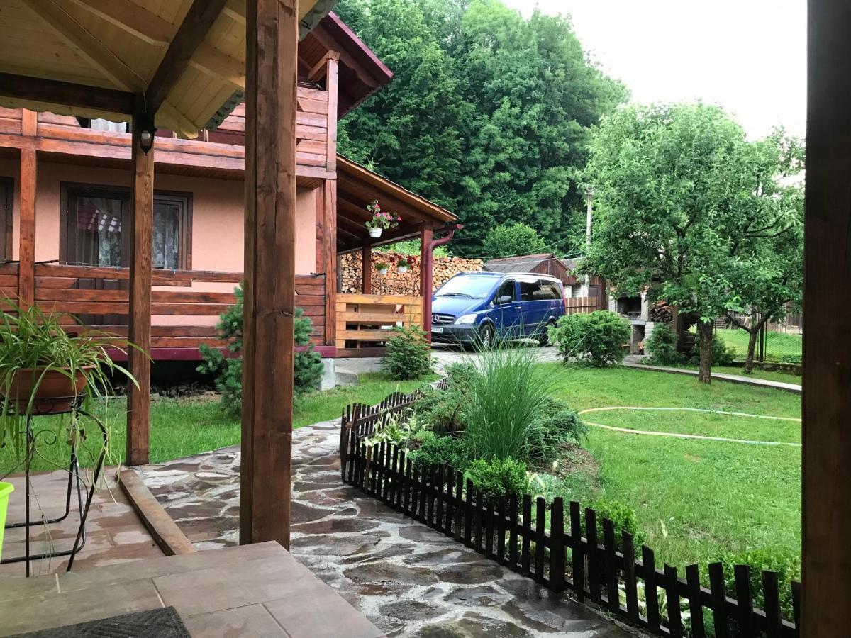 Гірські Будиночки Zhdeniievo Ngoại thất bức ảnh